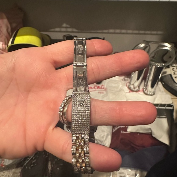 26mm women’s Rolex bust down watch - oyster pearl dial with diamonds bezel - Picture 10 of 16